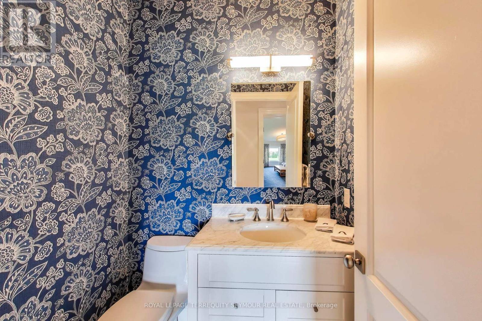 












67 GRAYFIELD DRIVE

,
Whitchurch-Stouffville,




Ontario
L4A0B1

