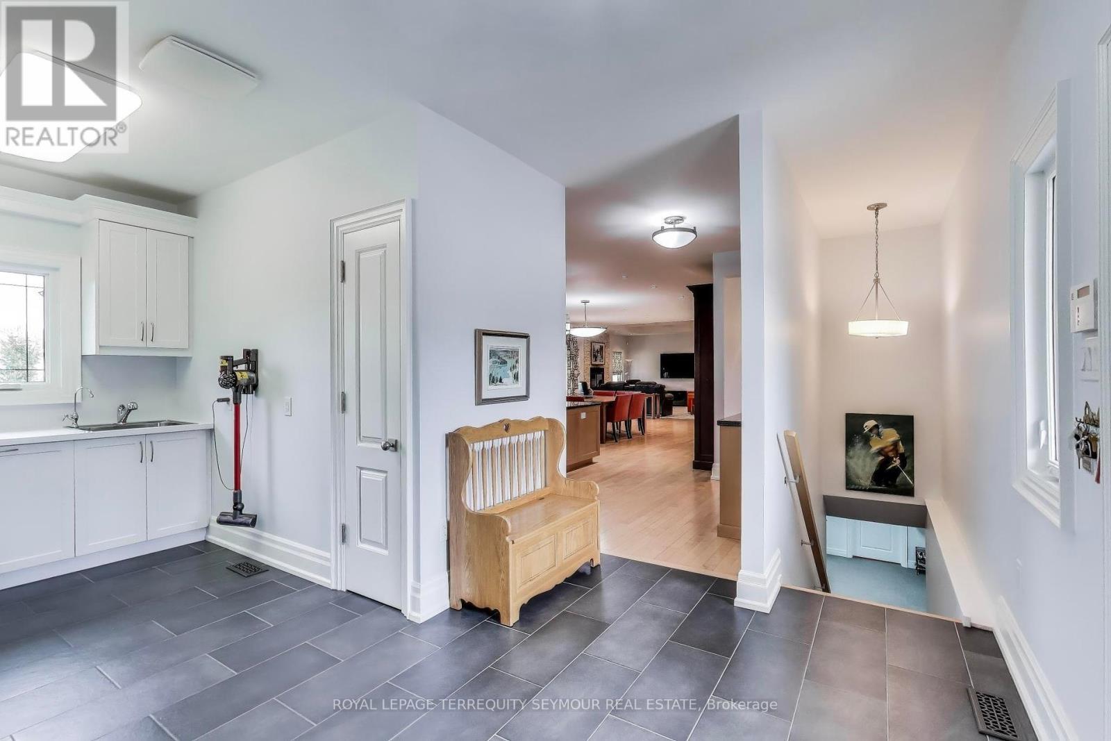 












67 GRAYFIELD DRIVE

,
Whitchurch-Stouffville,




Ontario
L4A0B1

