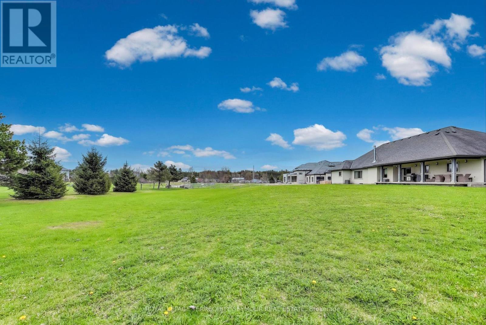 












67 GRAYFIELD DRIVE

,
Whitchurch-Stouffville,




Ontario
L4A0B1

