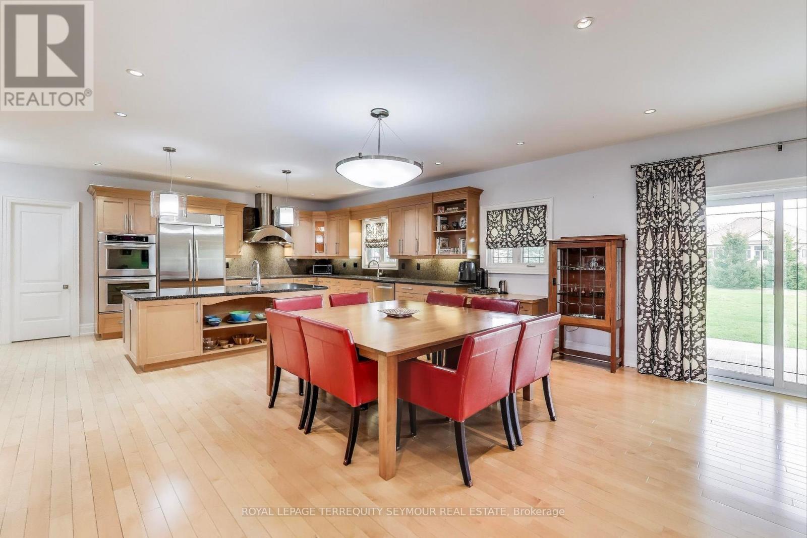 












67 GRAYFIELD DRIVE

,
Whitchurch-Stouffville,




Ontario
L4A0B1

