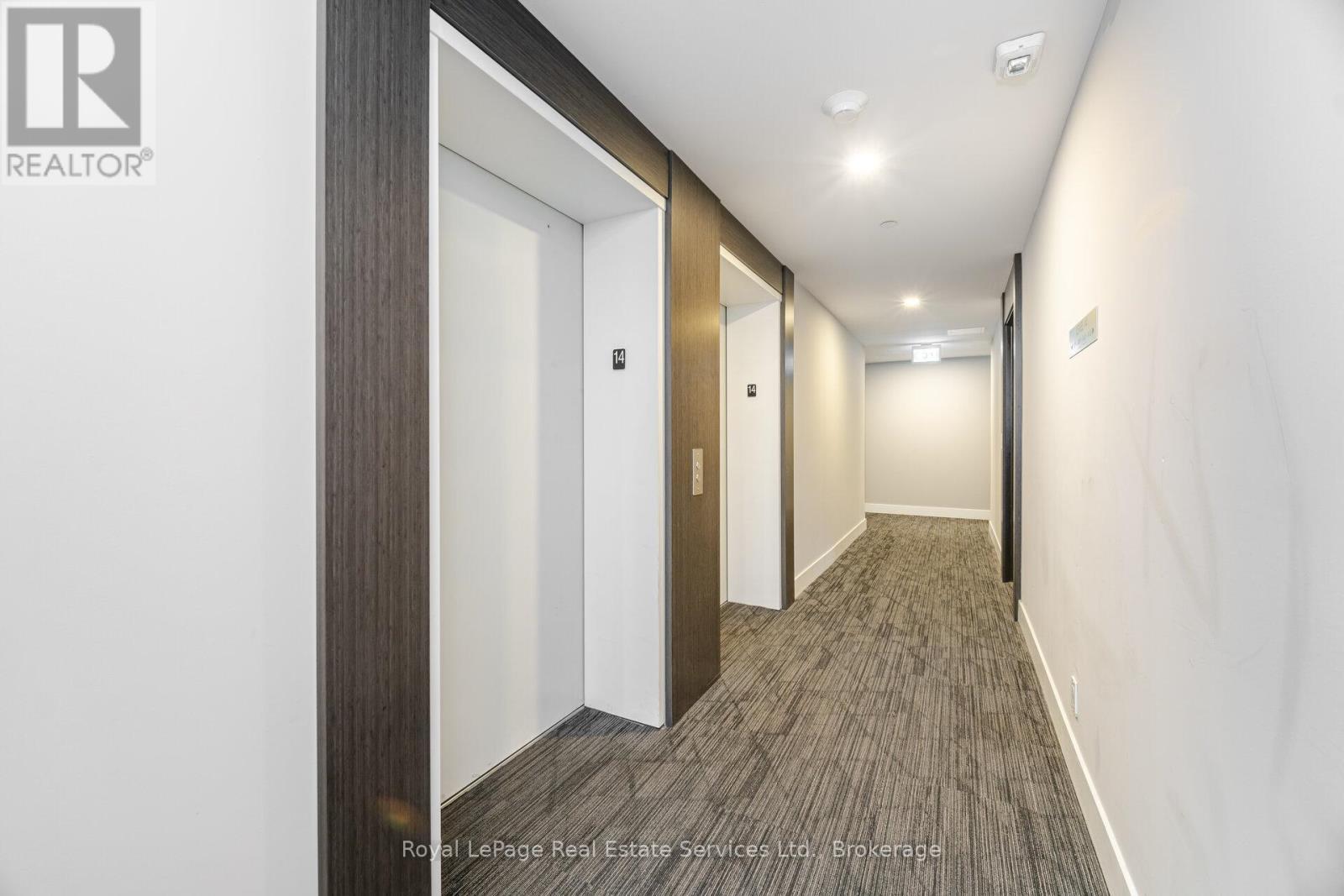 












1409 - 15 QUEEN STREET S

,
Hamilton (Central),




Ontario
L8B0C6

