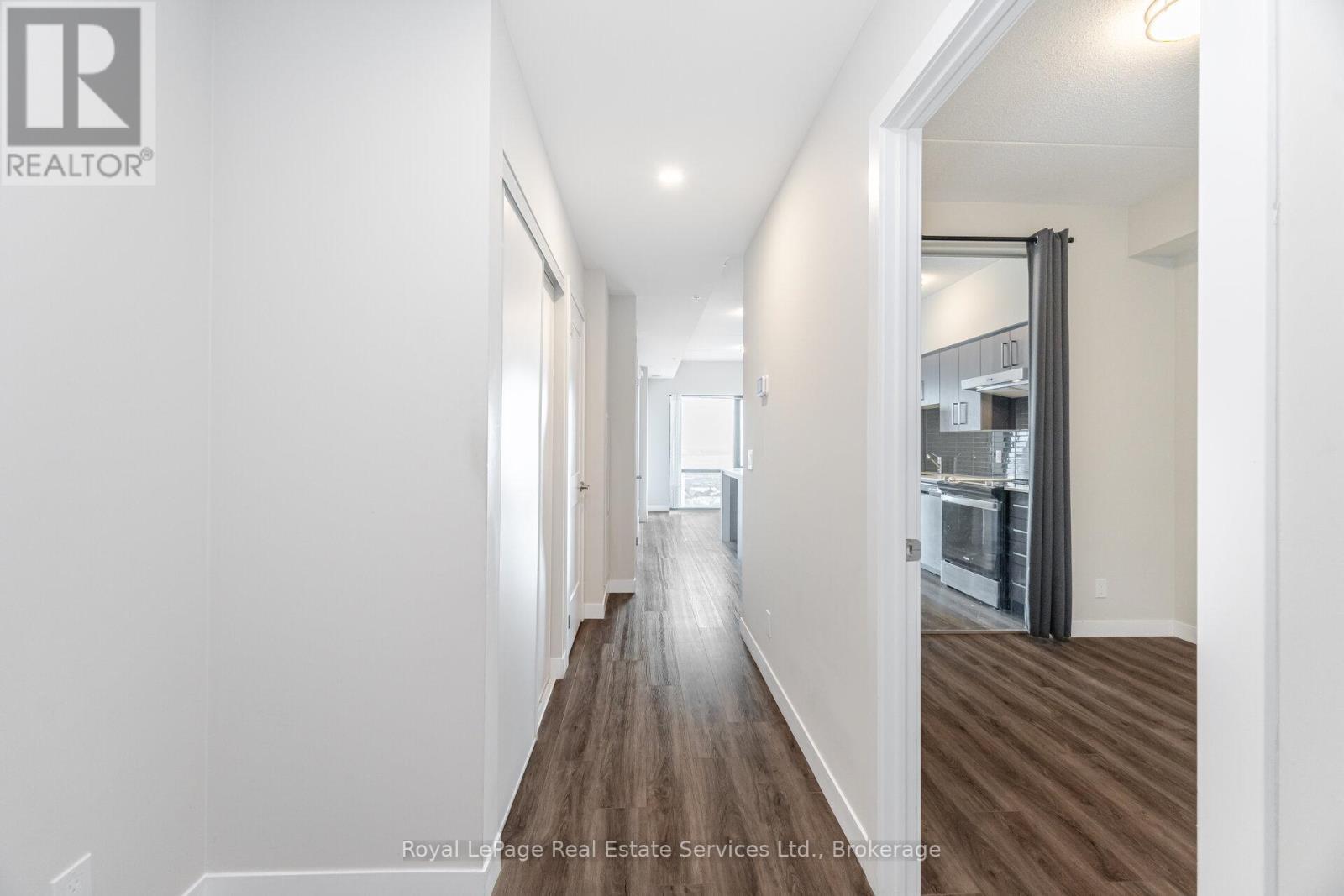 












1409 - 15 QUEEN STREET S

,
Hamilton (Central),




Ontario
L8B0C6


