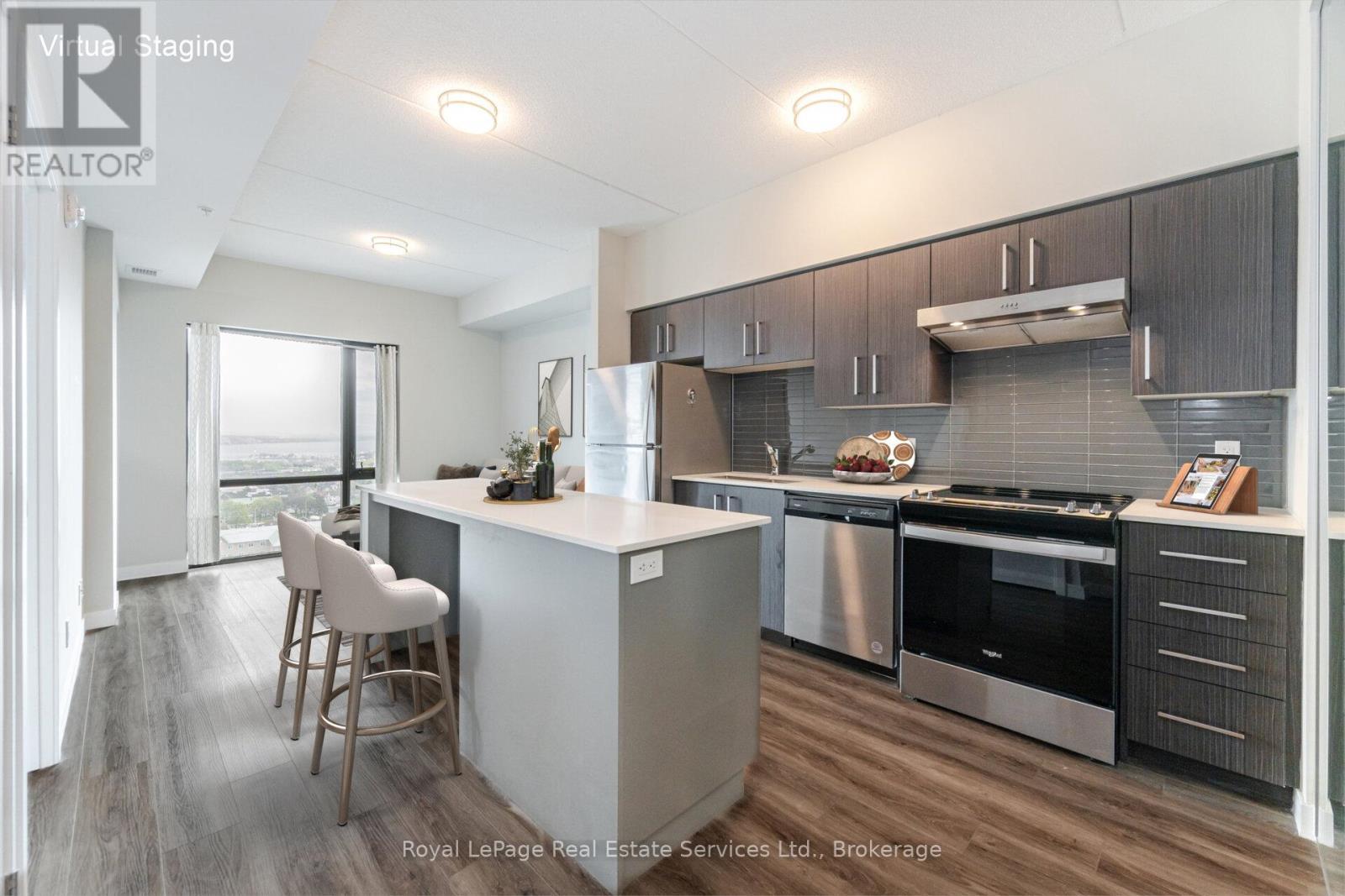 












1409 - 15 QUEEN STREET S

,
Hamilton (Central),




Ontario
L8B0C6

