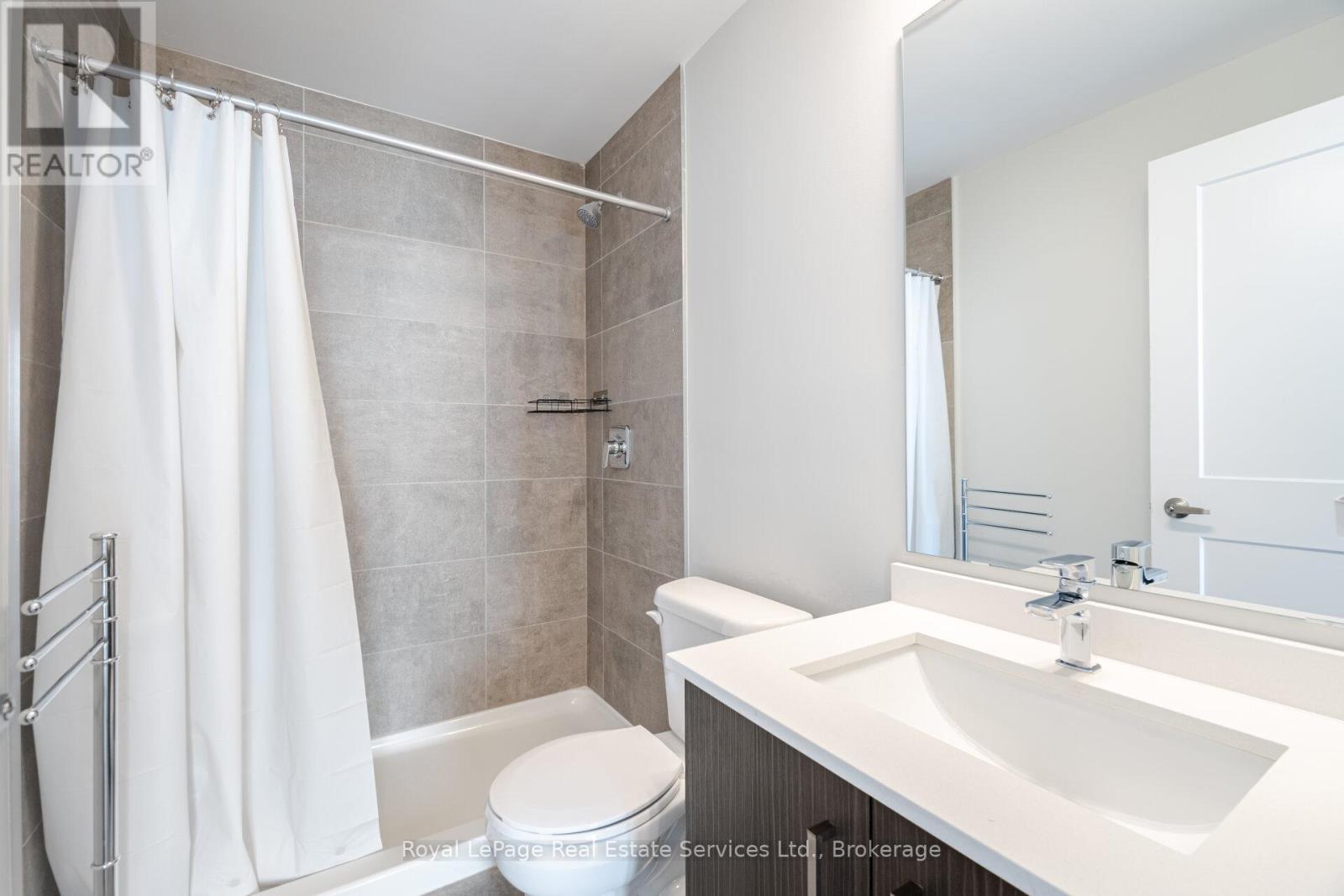 












1409 - 15 QUEEN STREET S

,
Hamilton (Central),




Ontario
L8B0C6

