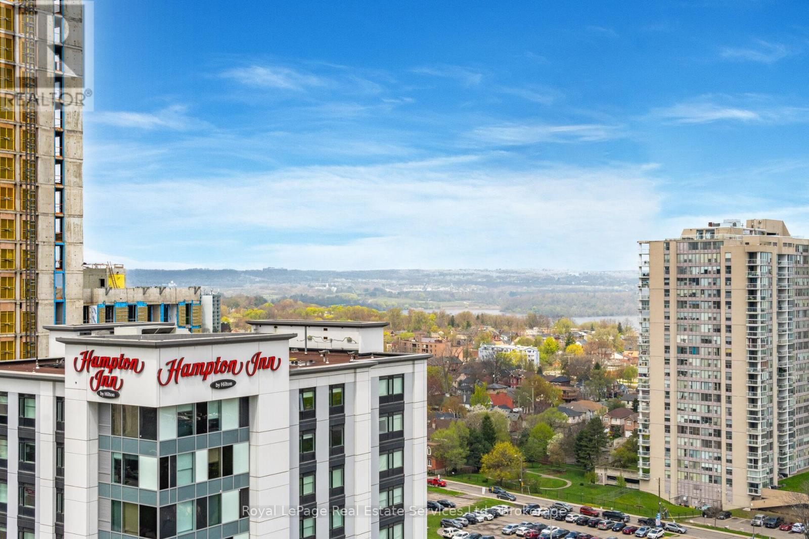 












1409 - 15 QUEEN STREET S

,
Hamilton (Central),




Ontario
L8B0C6


