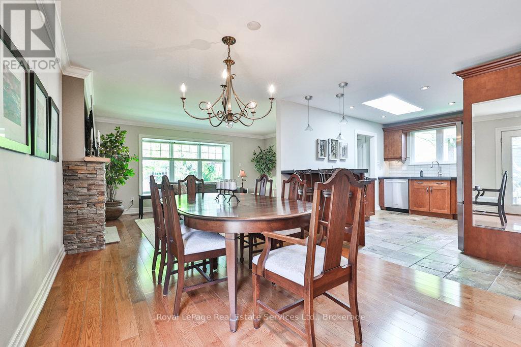 












502 BOHEMIA CRESCENT

,
Oakville (OO Old Oakville),




Ontario
L6J2K8

