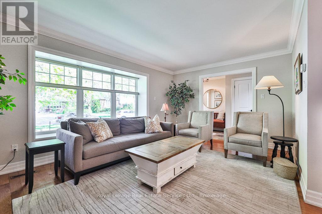 












502 BOHEMIA CRESCENT

,
Oakville (OO Old Oakville),




Ontario
L6J2K8

