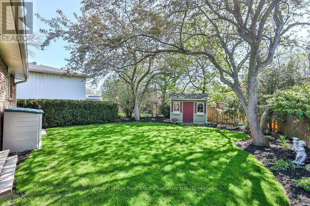 












502 BOHEMIA CRESCENT

,
Oakville (OO Old Oakville),




Ontario
L6J2K8

