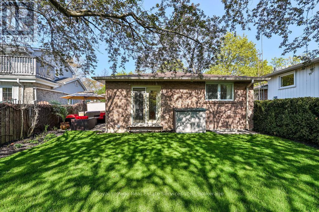 












502 BOHEMIA CRESCENT

,
Oakville (OO Old Oakville),




Ontario
L6J2K8


