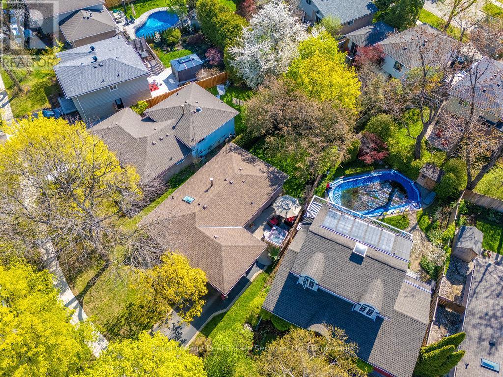 












502 BOHEMIA CRESCENT

,
Oakville (OO Old Oakville),




Ontario
L6J2K8

