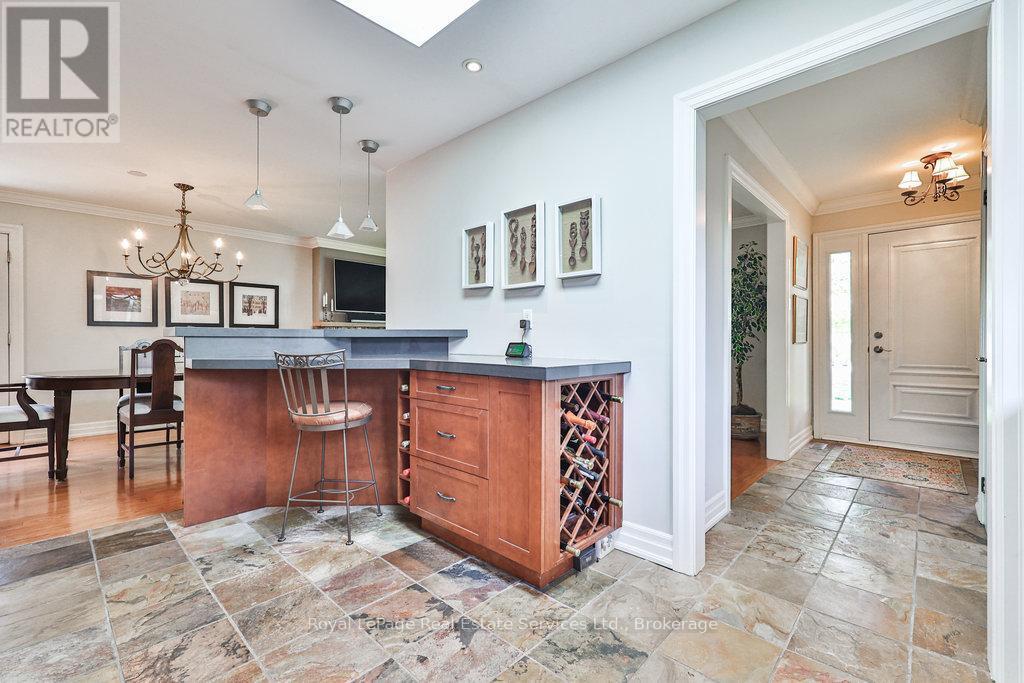 












502 BOHEMIA CRESCENT

,
Oakville (OO Old Oakville),




Ontario
L6J2K8

