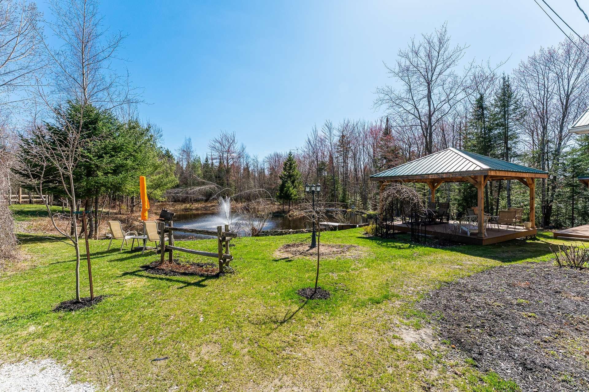 









1


Rue Brigitte

,
Bolton-Est,




QC
J0E1G0

