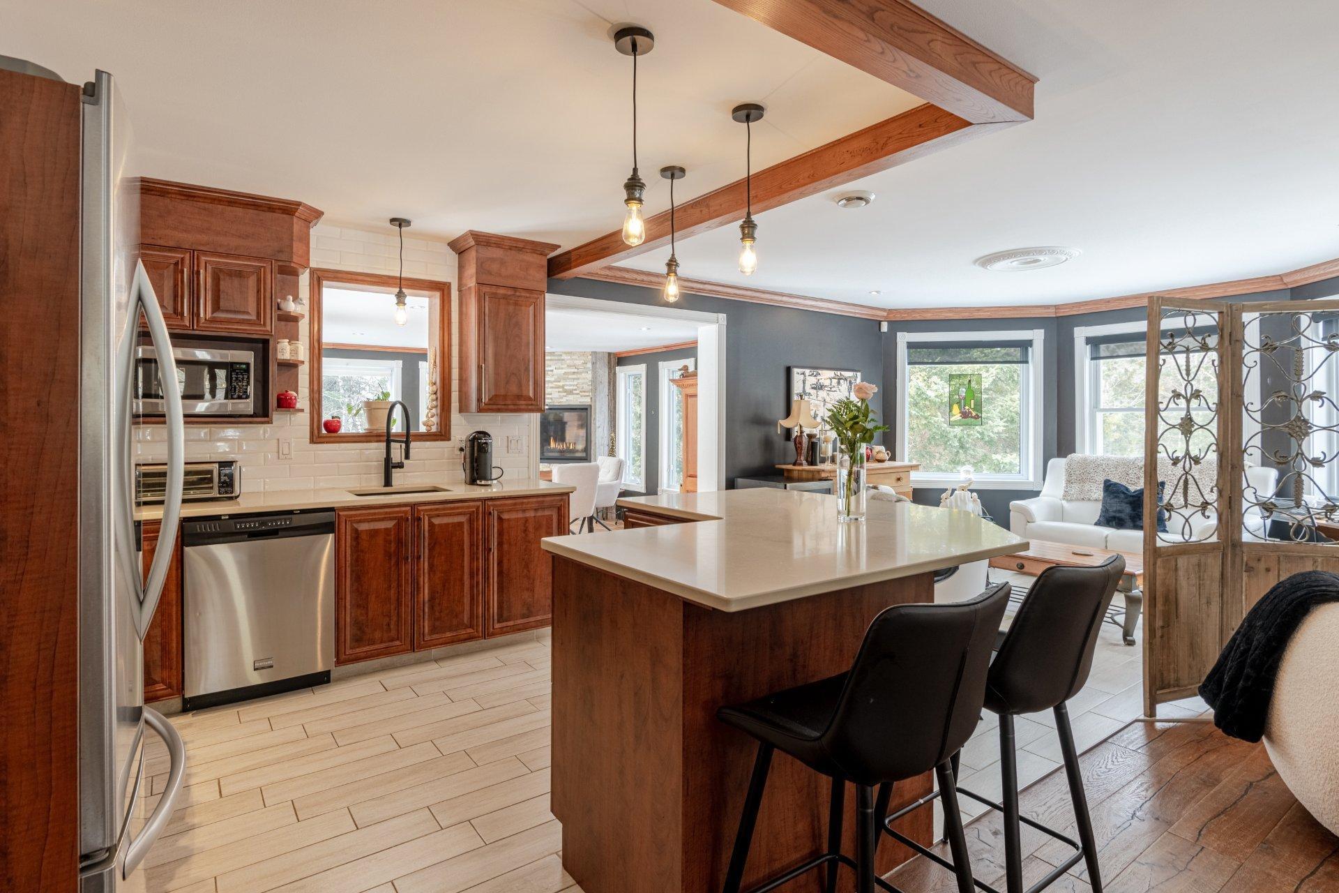 









1


Rue Brigitte

,
Bolton-Est,




QC
J0E1G0

