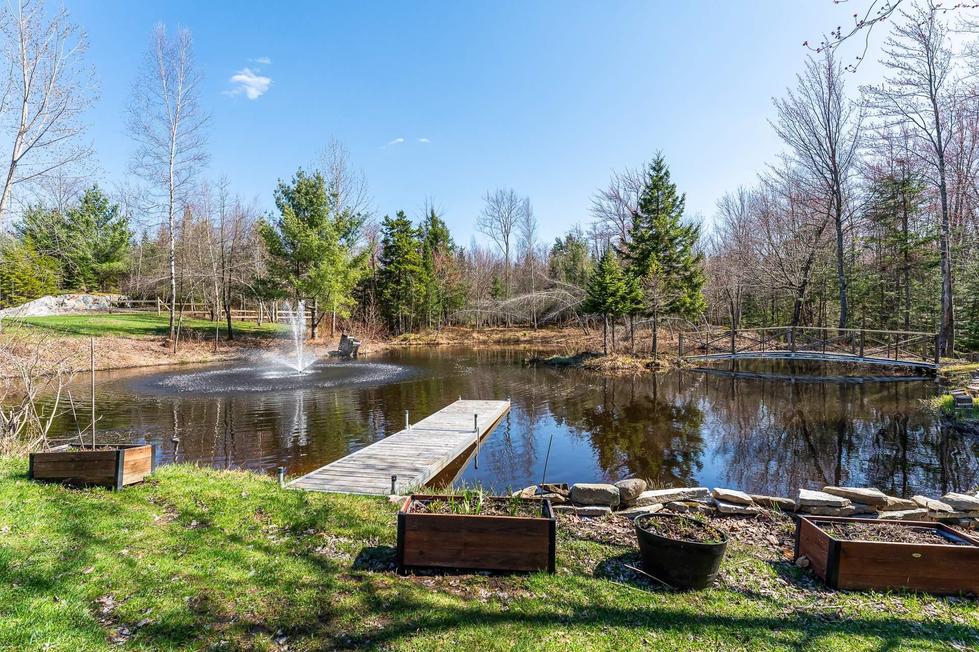









1


Rue Brigitte

,
Bolton-Est,




QC
J0E1G0

