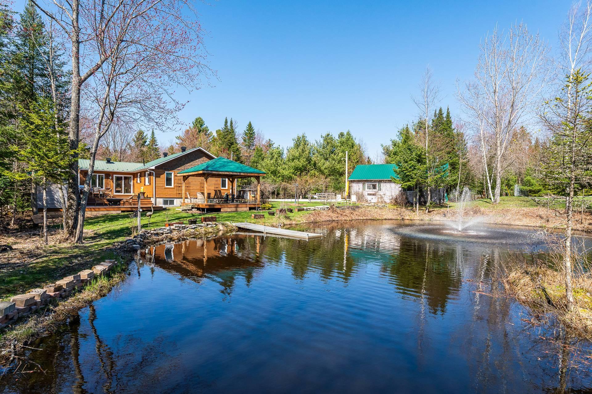 









1


Rue Brigitte

,
Bolton-Est,




QC
J0E1G0

