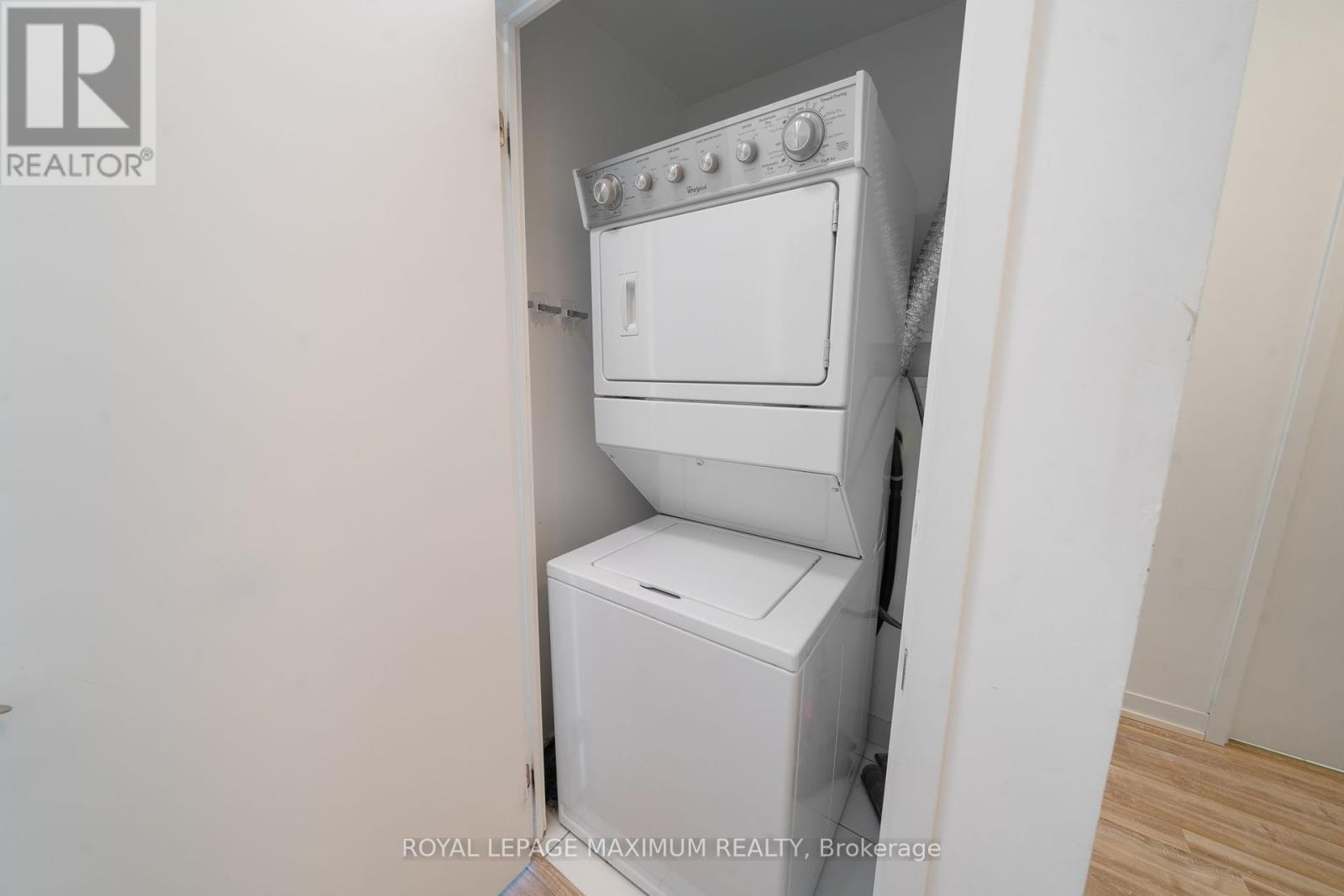 












1503 - 840 QUEENS PLATE DRIVE

,
Toronto,




Ontario
M9W0E7

