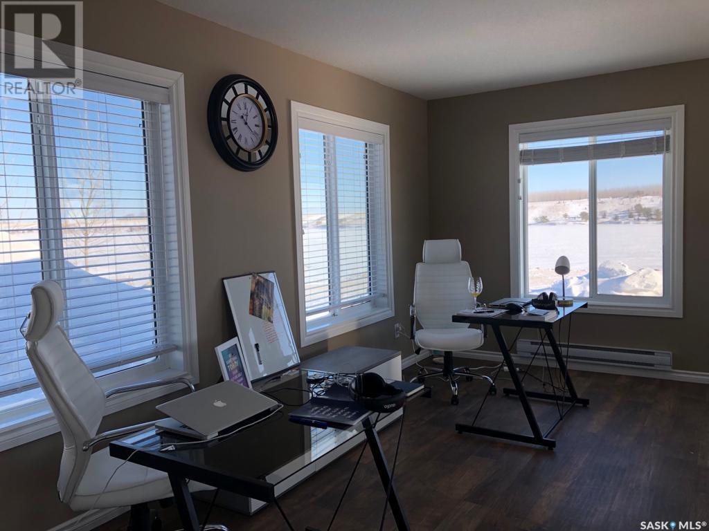 












18 Shady Pine DRIVE

,
Craik Rm No. 222,




Saskatchewan
S0G0V0

