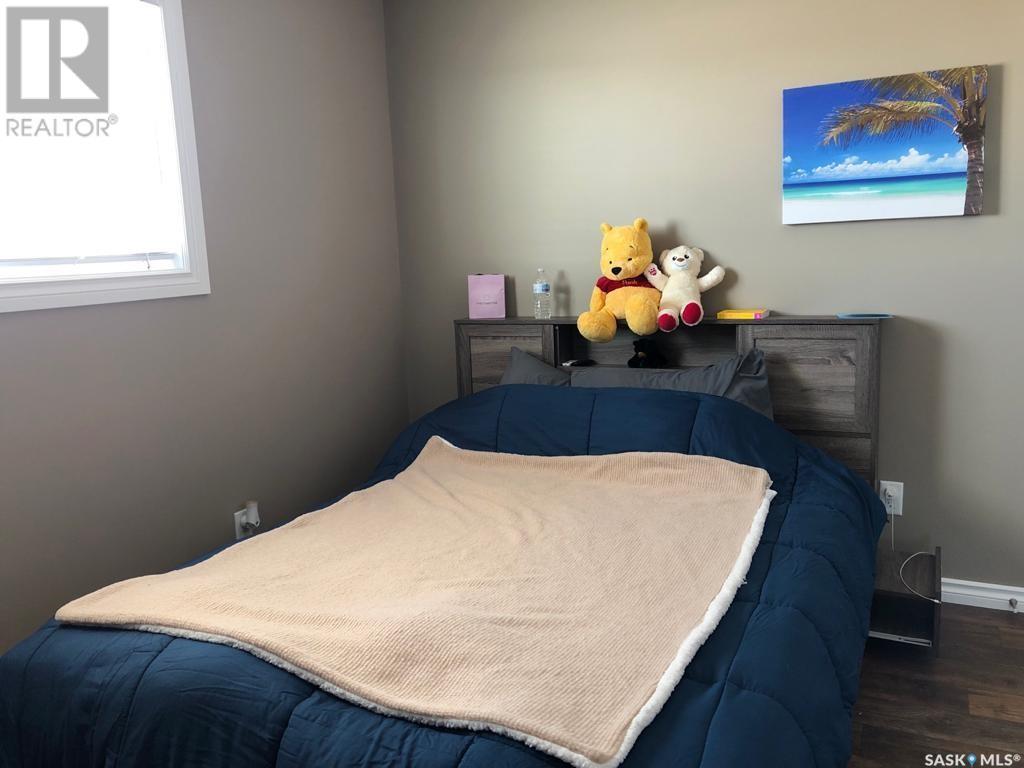 












18 Shady Pine DRIVE

,
Craik Rm No. 222,




Saskatchewan
S0G0V0

