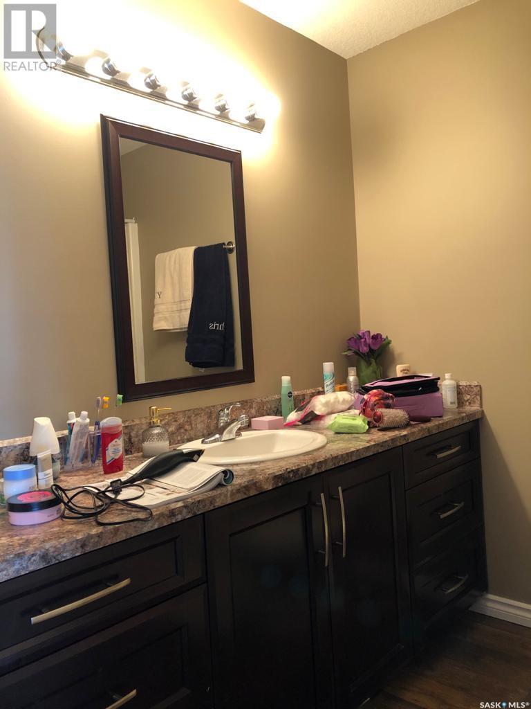 












18 Shady Pine DRIVE

,
Craik Rm No. 222,




Saskatchewan
S0G0V0

