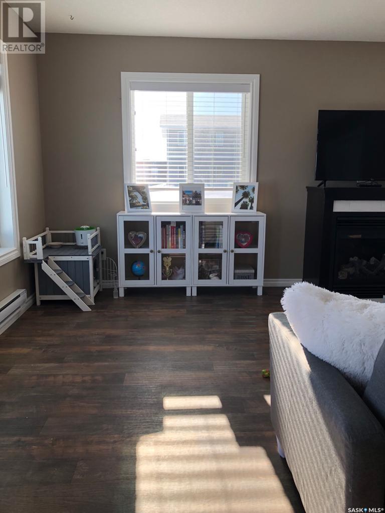 












18 Shady Pine DRIVE

,
Craik Rm No. 222,




Saskatchewan
S0G0V0

