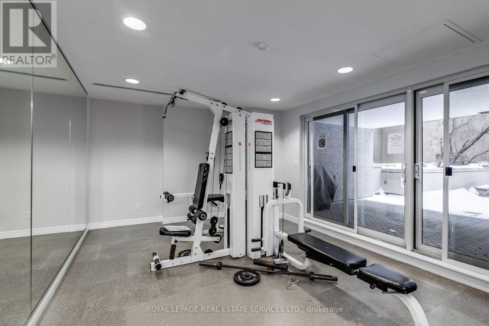 












1006 - 55 BLOOR STREET E

,
Toronto,




Ontario
M4W3W6


