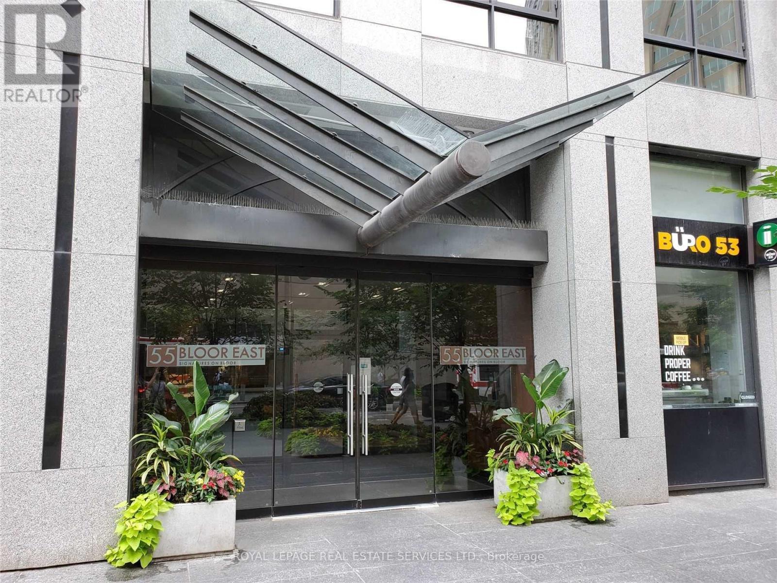 












1006 - 55 BLOOR STREET E

,
Toronto,




Ontario
M4W3W6

