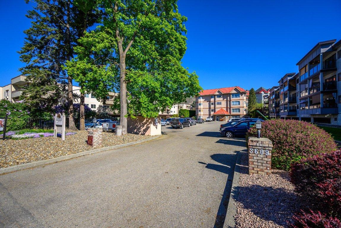 









3609


30

Avenue, 209,
Vernon,




BC
V1T 2E6

