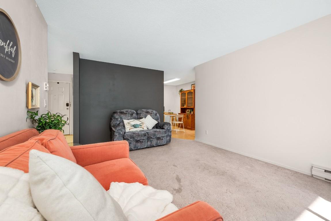 









3609


30

Avenue, 209,
Vernon,




BC
V1T 2E6

