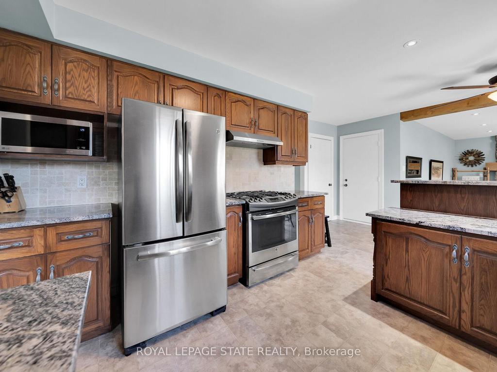 









21


Hughson

Street,
North Dumfries,




ON
N0B 1L0

