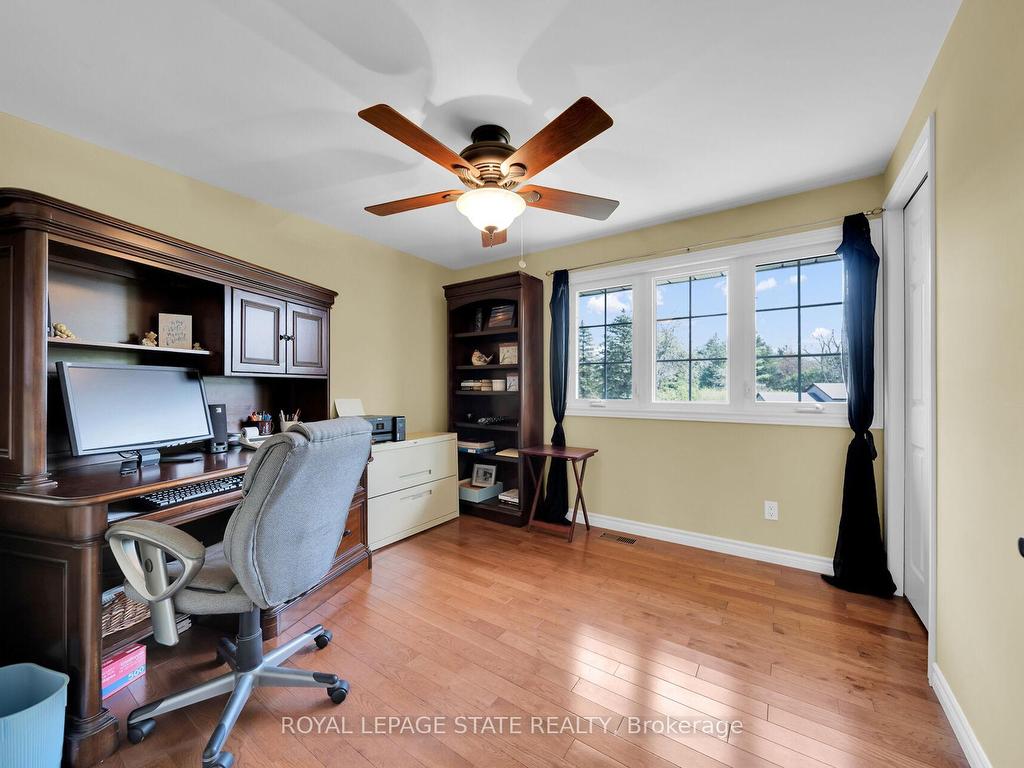 









21


Hughson

Street,
North Dumfries,




ON
N0B 1L0

