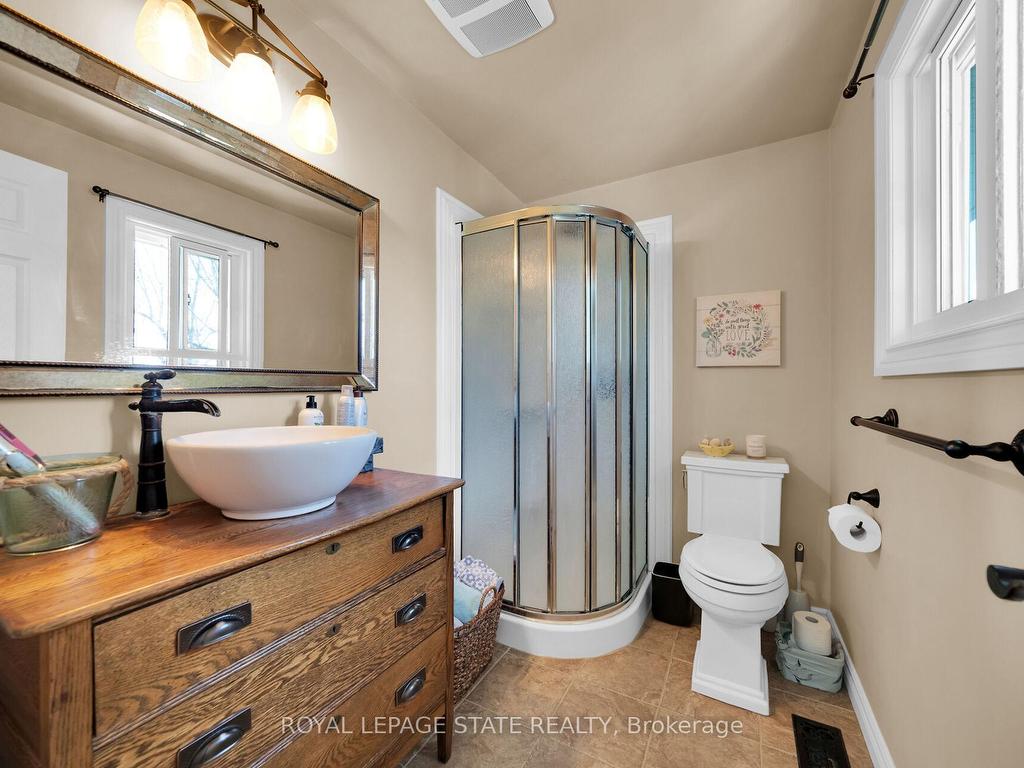 









21


Hughson

Street,
North Dumfries,




ON
N0B 1L0

