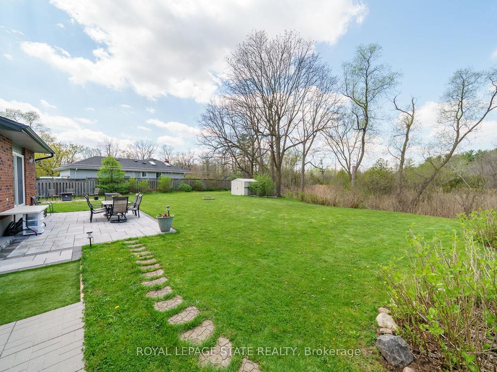 









21


Hughson

Street,
North Dumfries,




ON
N0B 1L0


