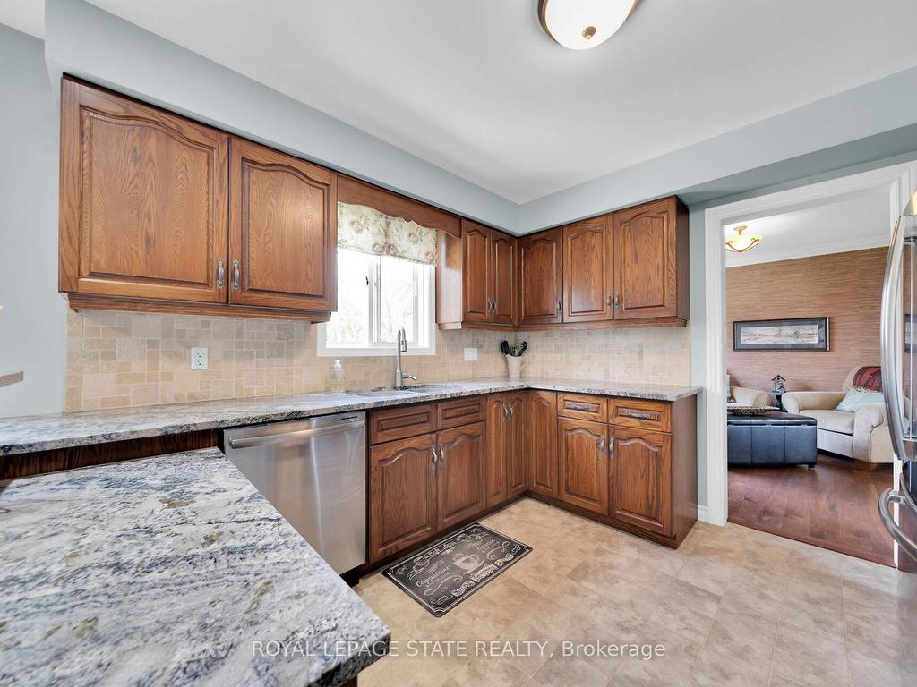 









21


Hughson

Street,
North Dumfries,




ON
N0B 1L0

