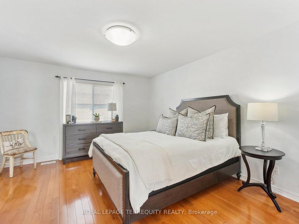 









8465


Kelsey

Crescent,
Niagara Falls,




ON
L2H 0E6

