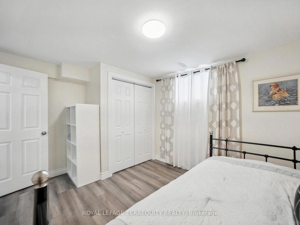 









8465


Kelsey

Crescent,
Niagara Falls,




ON
L2H 0E6

