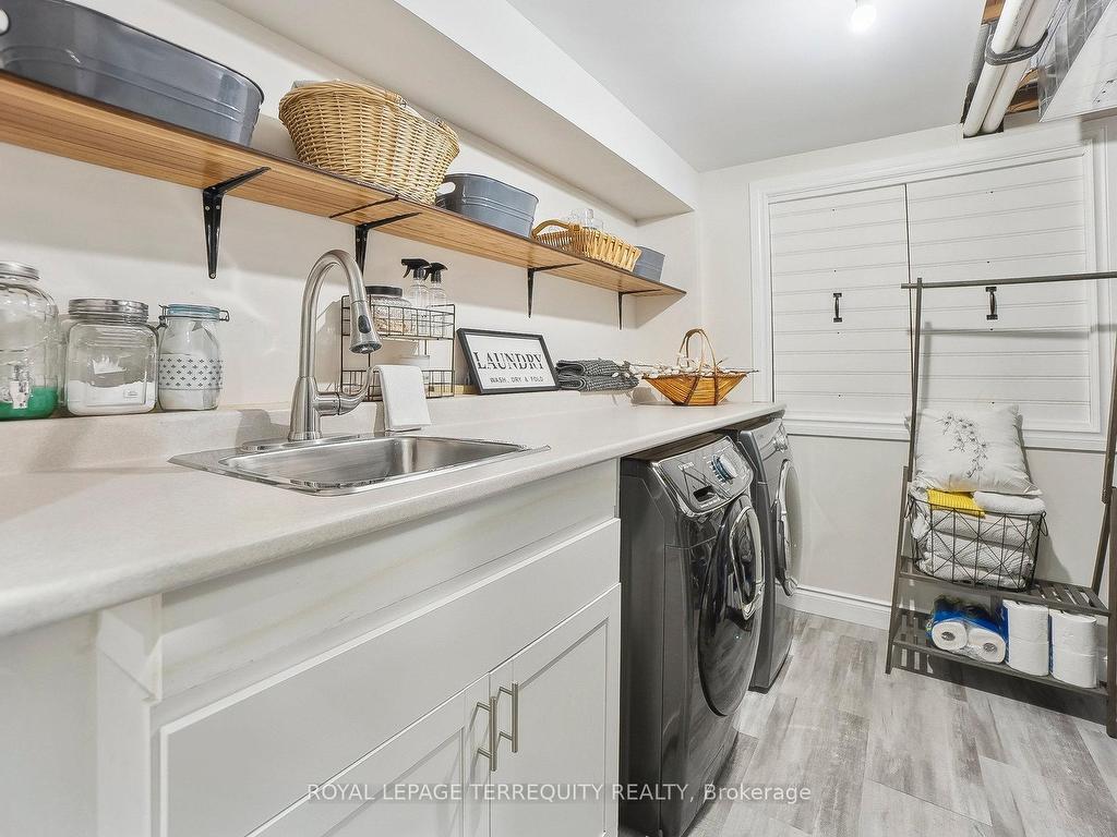 









8465


Kelsey

Crescent,
Niagara Falls,




ON
L2H 0E6

