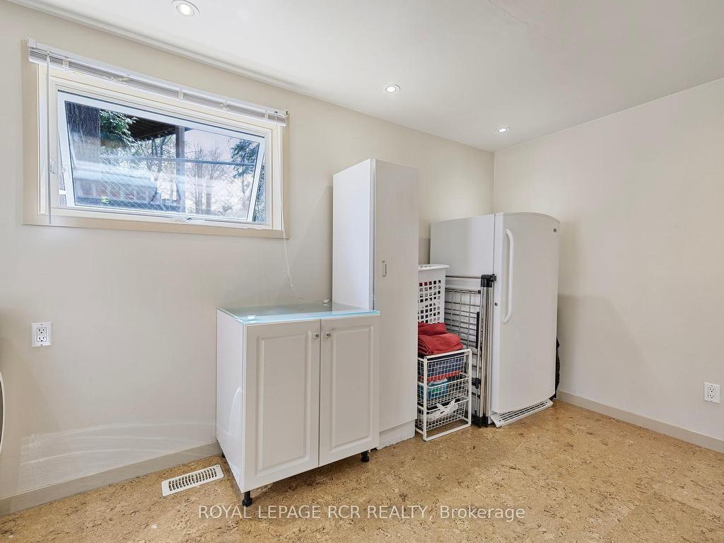 









91


King

Street West,
Caledon,




ON
L7E 1A2

