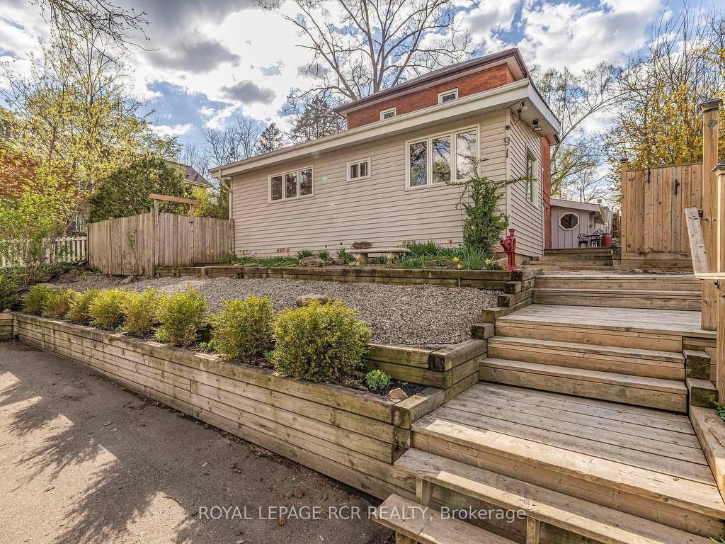 









91


King

Street West,
Caledon,




ON
L7E 1A2

