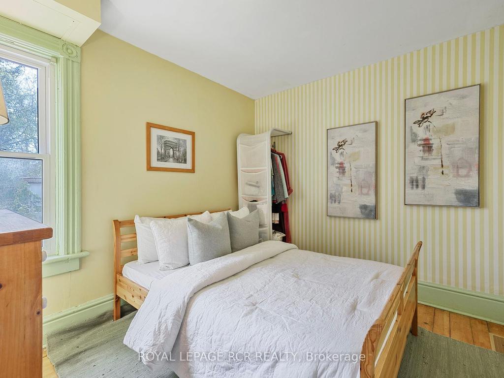 









91


King

Street West,
Caledon,




ON
L7E 1A2

