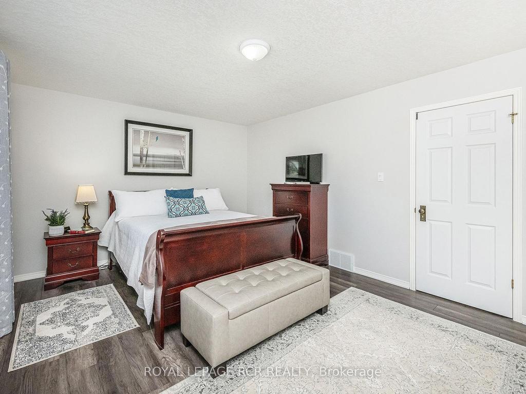 









19


Settlers

Road,
Orangeville,




ON
L9W 5B2

