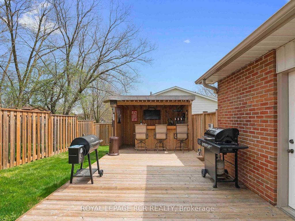 









118


Highland

Drive,
Orangeville,




ON
L9W 3E5

