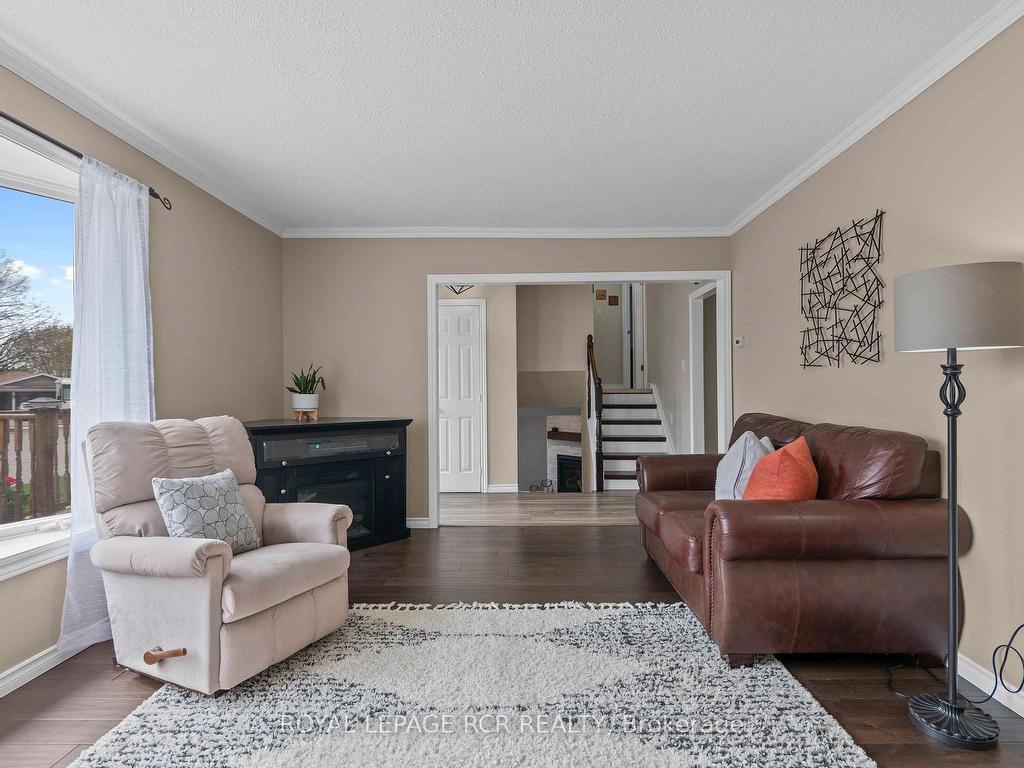 









118


Highland

Drive,
Orangeville,




ON
L9W 3E5

