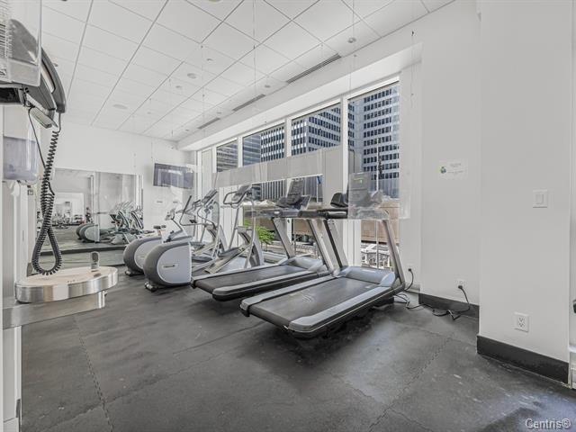 









1225


Boul. Robert-Bourassa

, 1428,
Montréal (Ville-Marie),




QC
H3B9A9

