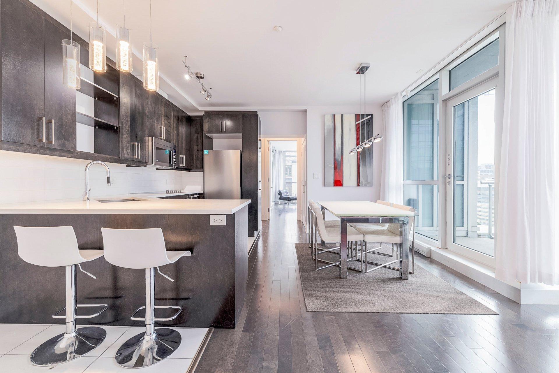 









1225


Boul. Robert-Bourassa

, 1428,
Montréal (Ville-Marie),




QC
H3B9A9

