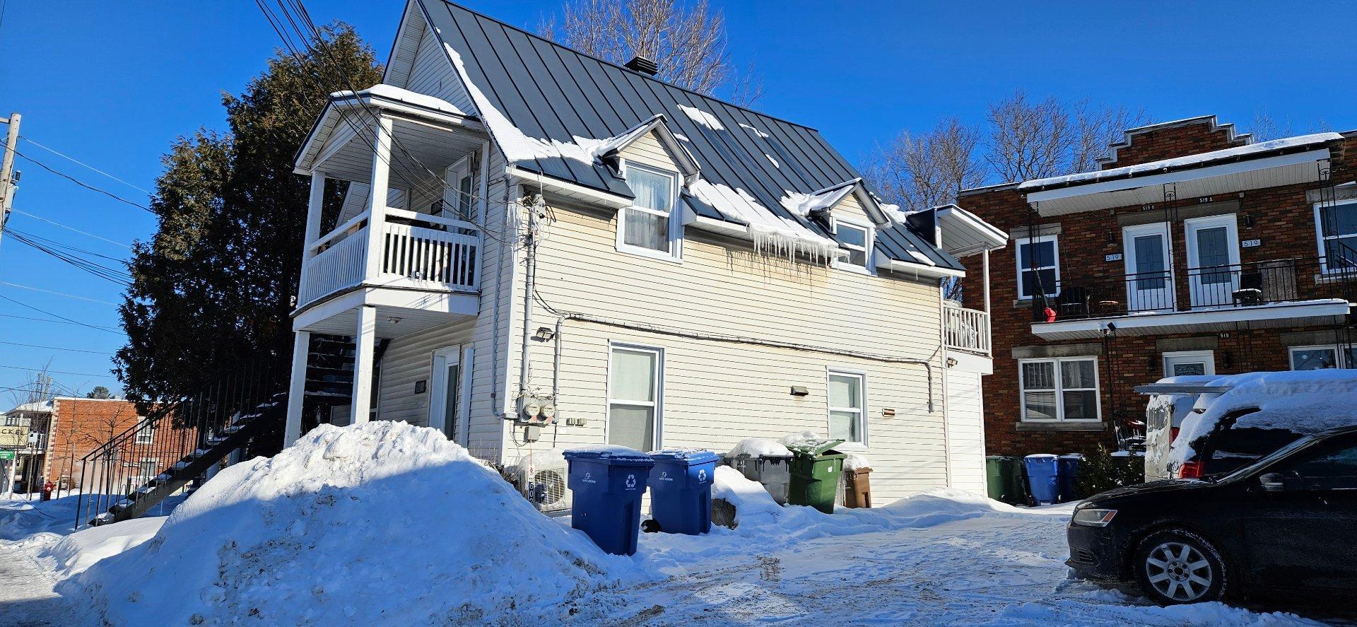 









519

 - 523


Rue St-Georges (Lafontaine)

,
Saint-Jérôme,




QC
J7Z5B6

