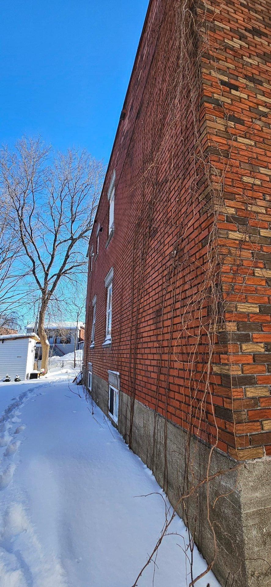 









519

 - 523


Rue St-Georges (Lafontaine)

,
Saint-Jérôme,




QC
J7Z5B6


