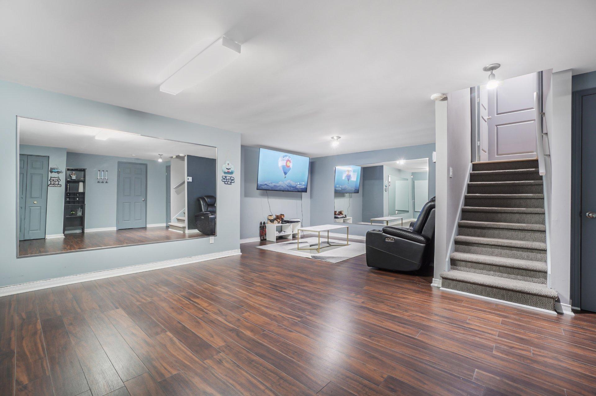 









490


Rue des Cheminots

,
Delson,




QC
J5B2J4

