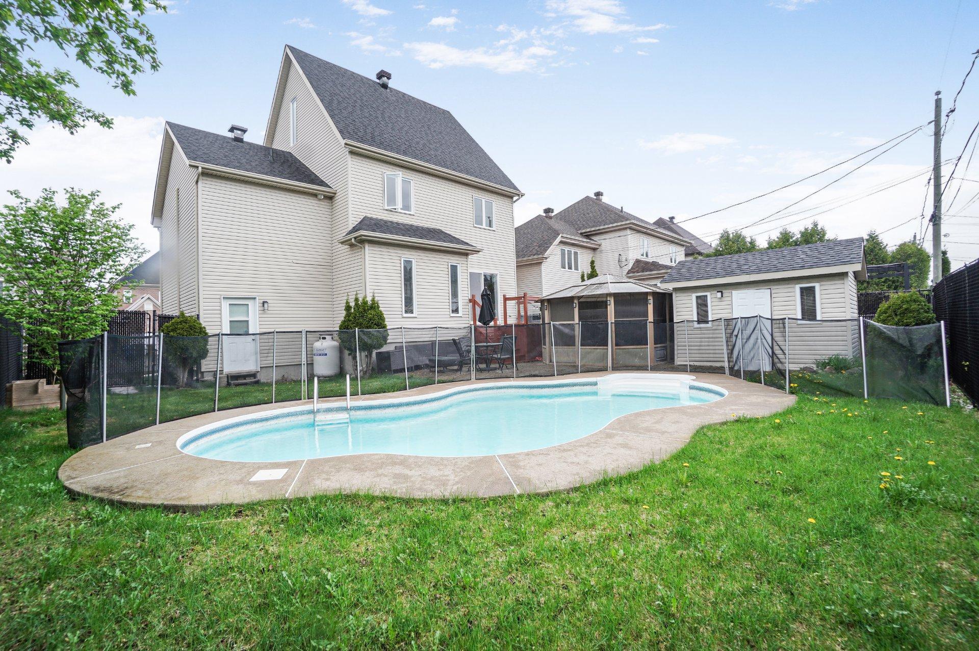 









490


Rue des Cheminots

,
Delson,




QC
J5B2J4

