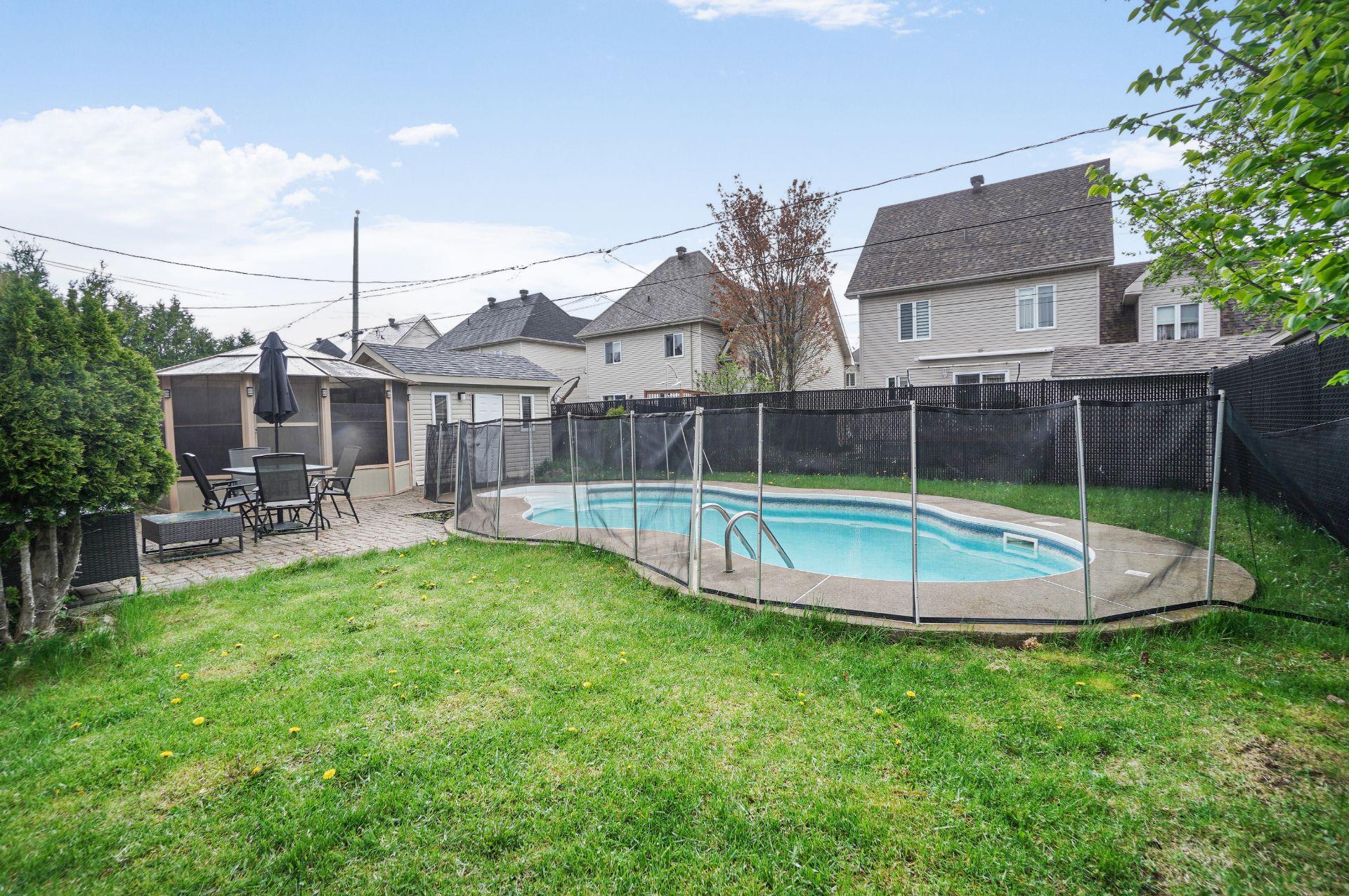 









490


Rue des Cheminots

,
Delson,




QC
J5B2J4

