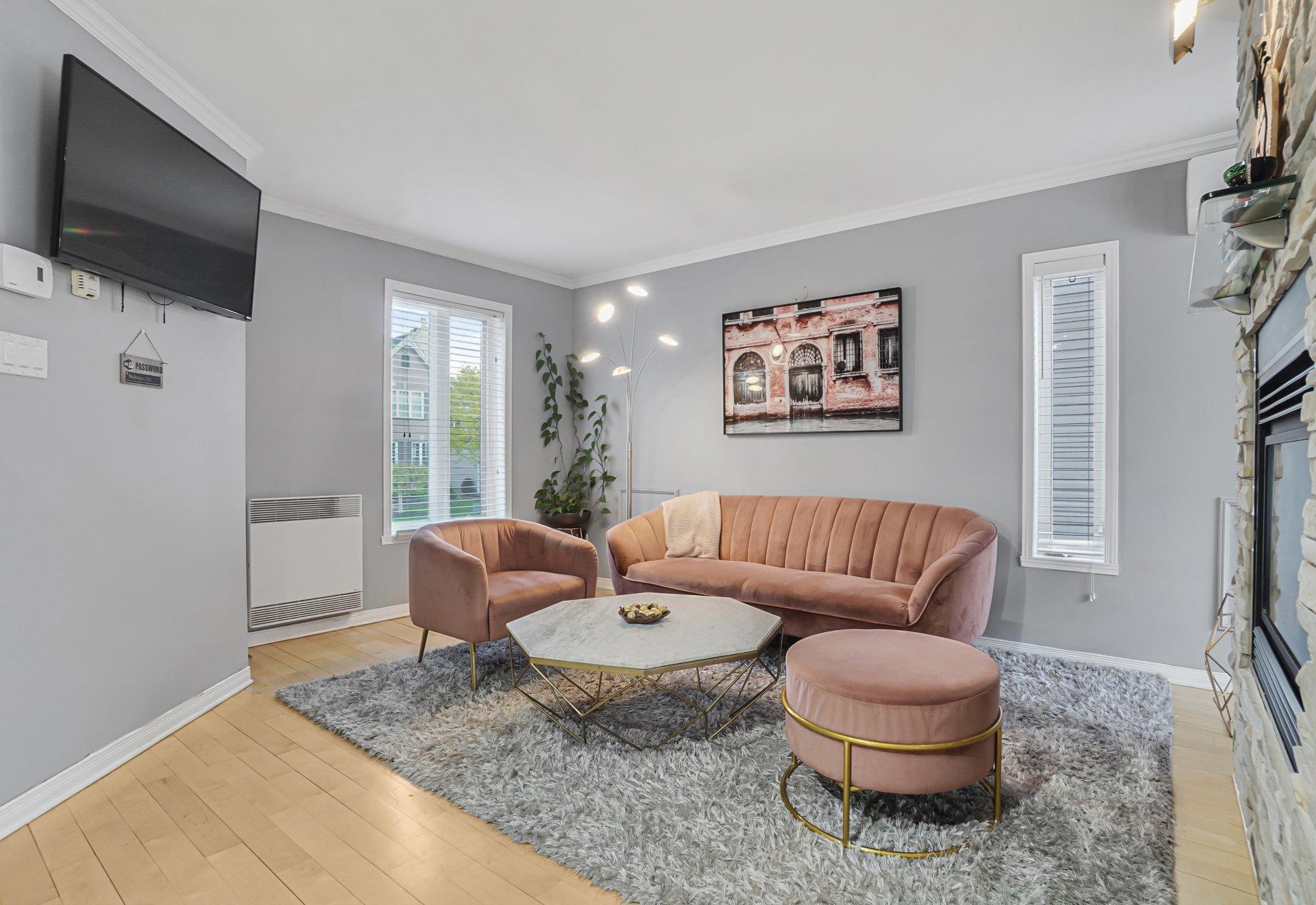 









490


Rue des Cheminots

,
Delson,




QC
J5B2J4

